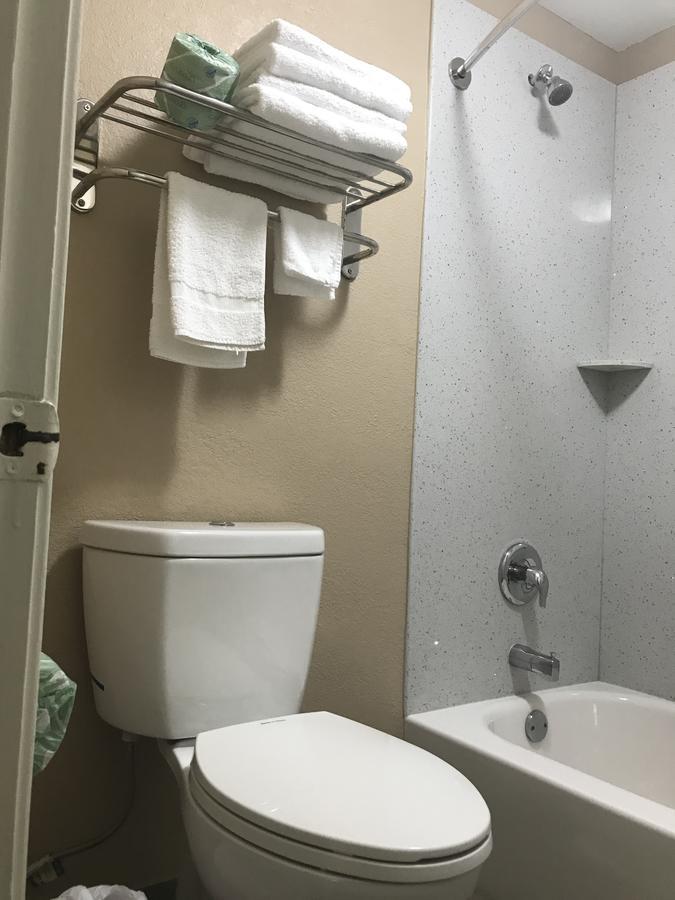 Siesta Inn Μακάλεν Εξωτερικό φωτογραφία