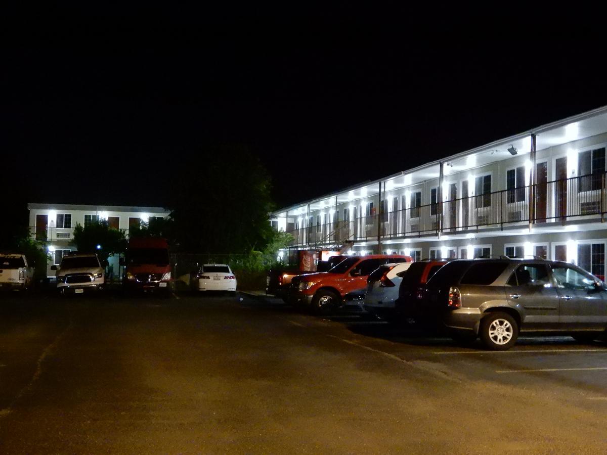 Siesta Inn Μακάλεν Εξωτερικό φωτογραφία