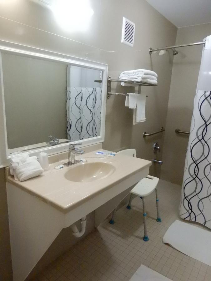 Siesta Inn Μακάλεν Εξωτερικό φωτογραφία