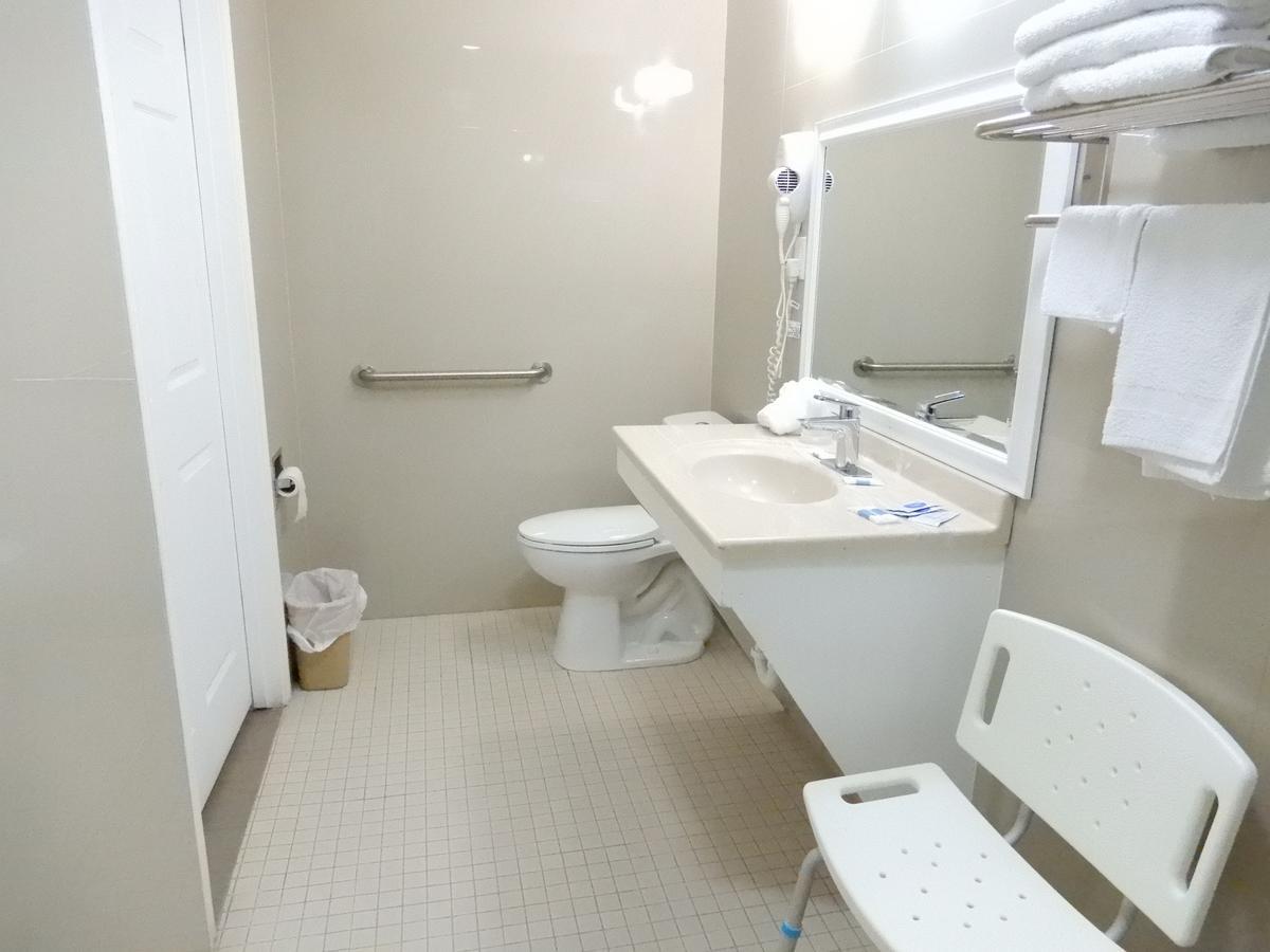 Siesta Inn Μακάλεν Εξωτερικό φωτογραφία